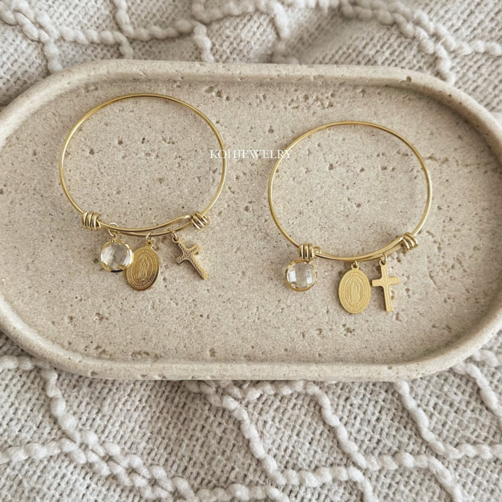 Ave Maria Bangle